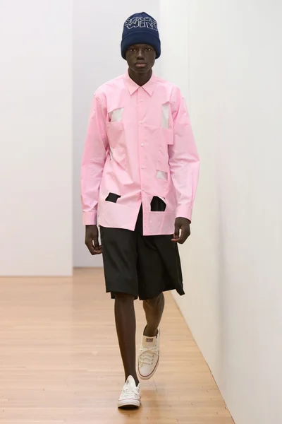 Look 12